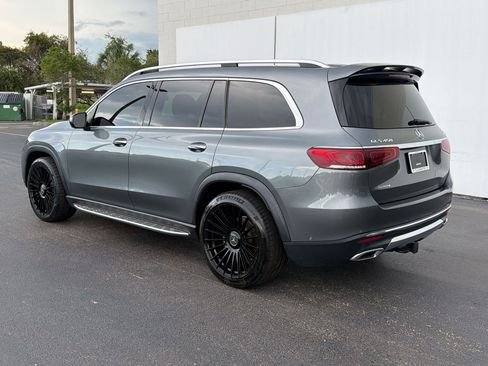 Used 2022 Mercedes-Benz GLS 450 4MATIC image 3