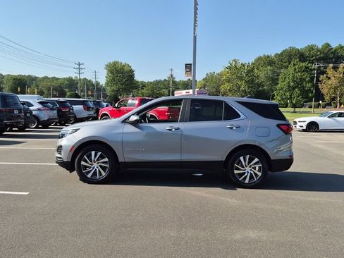 Used 2024 Chevrolet Equinox LT FWD image 10