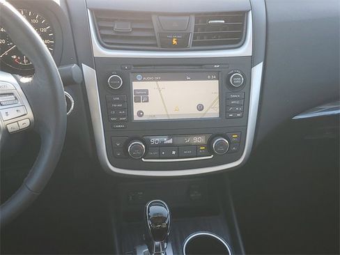 Used 2016 Nissan Altima 2.5 SL w/ 2.5 Technology w/LED Package image 12