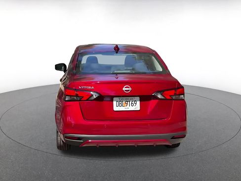 Used 2025 Nissan Versa SV FWD image 12