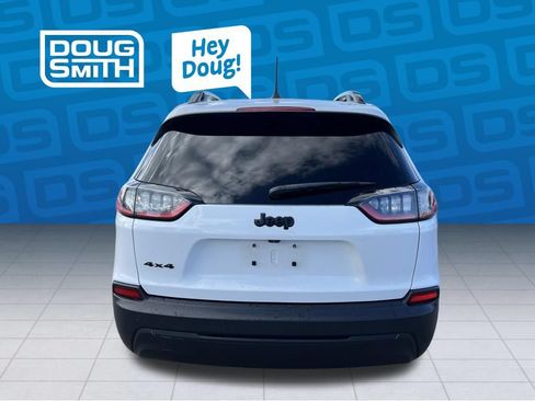 Used 2020 Jeep Cherokee Latitude Plus AWD/4WD image 4