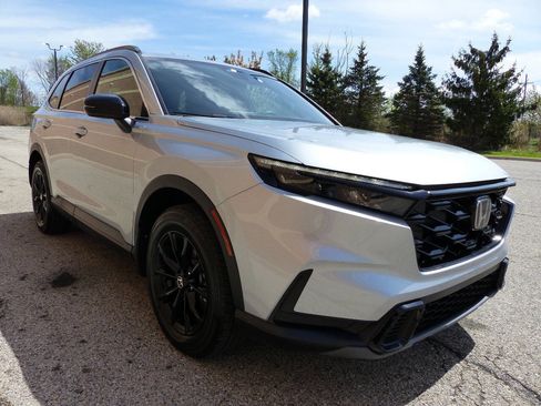 Used 2025 Honda CR-V Sport image 11