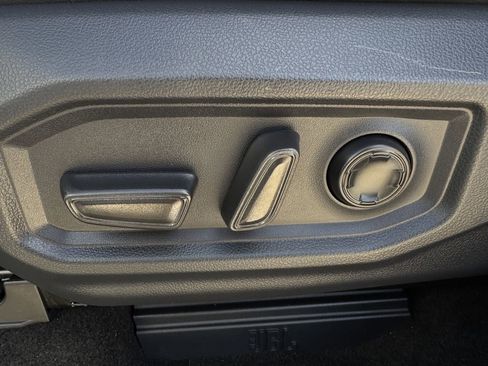 Used 2023 Toyota Tundra Capstone AWD/4WD image 29