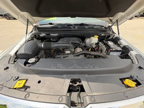 Used 2019 RAM 1500 Big Horn AWD/4WD image 32