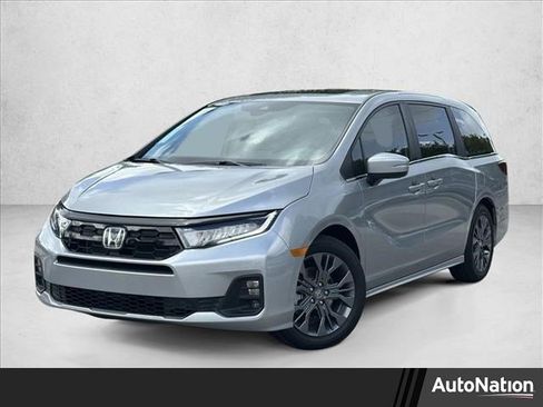 New 2026 Honda Odyssey Touring image 1