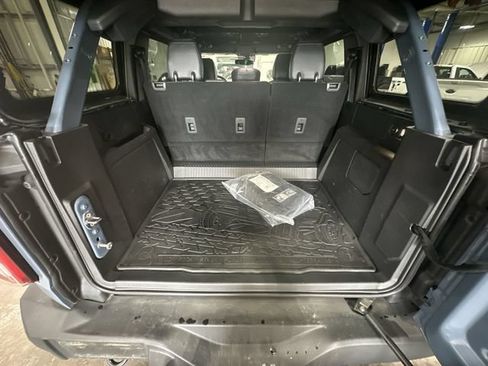 Used 2024 Ford Bronco Wildtrak AWD/4WD image 26