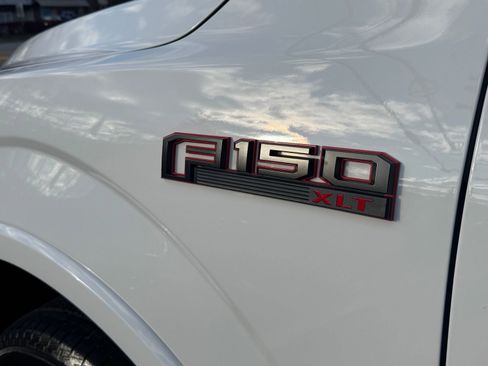 Used 2018 Ford F150 XLT w/ Equipment Group 302A Luxury image 39