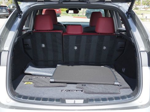 Used 2025 Lexus NX 250 FWD w/ Towing Package (2000 Lbs) image 34