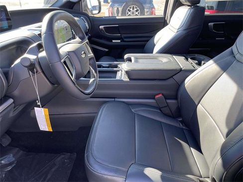 New 2025 Ford Expedition Max Platinum w/ Stealth Appearance Package image 8