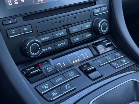 Certified 2019 Porsche 911 Turbo S image 22