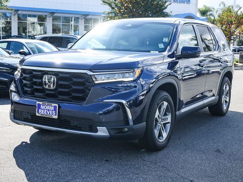 Used 2023 Honda Pilot EX-L image 3