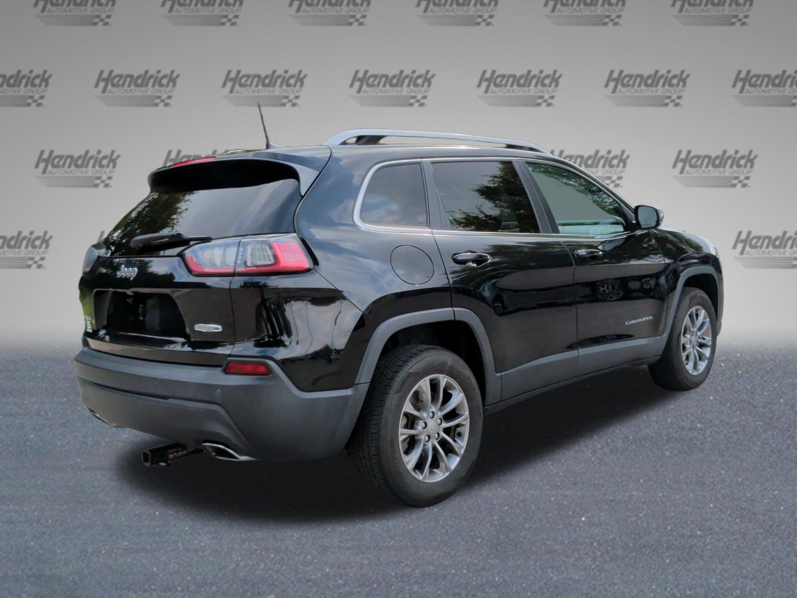 Used 2020 Jeep Cherokee Latitude Plus w/ Cold Weather Group AWD/4WD image 7