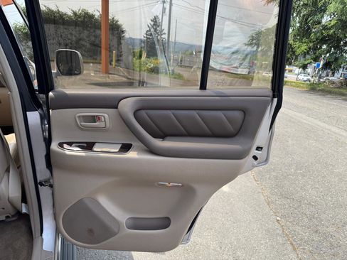 Used 1998 Toyota Land Cruiser AWD/4WD image 18
