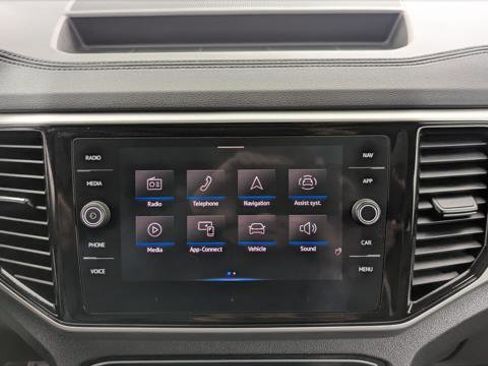 Used 2022 Volkswagen Atlas Cross Sport SEL Premium R-Line AWD/4WD image 27