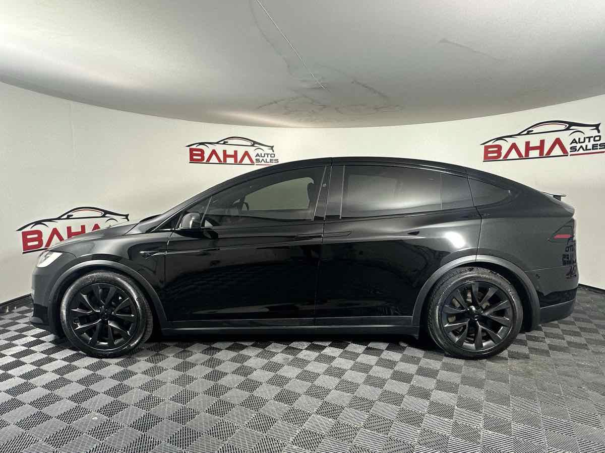 Used 2022 Tesla Model X AWD/4WD image 4