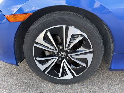 Used 2018 Honda Civic EX-T image 24