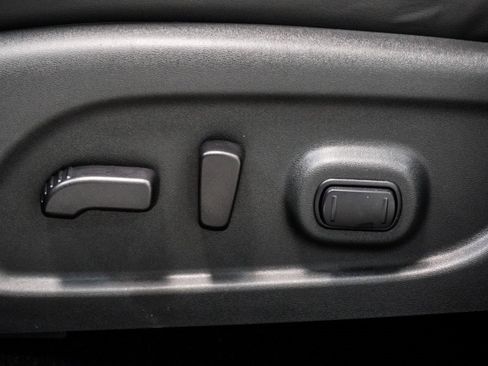 Used 2023 Nissan Murano SV w/ SV Midnight Edition Package image 19