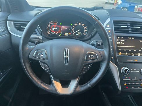 Used 2017 Lincoln MKC Premiere FWD image 14