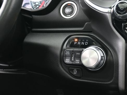 Used 2024 RAM 1500 Laramie AWD/4WD image 37