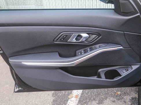 New 2026 BMW 330i Sedan w/ M Sport Package image 17