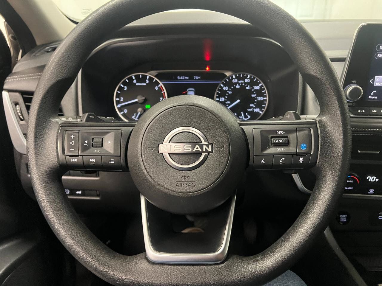 Used 2024 Nissan Rogue SV FWD image 37