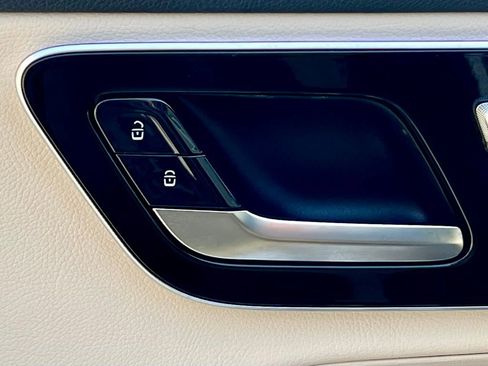 Certified 2026 Mercedes-Benz GLC 300 4MATIC image 29