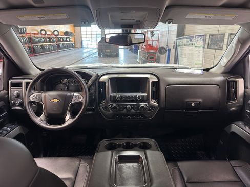 Used 2018 Chevrolet Silverado 1500 LT w/ All Star Edition image 12