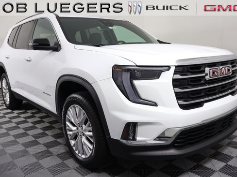 Certified 2026 GMC Acadia Elevation w/ Elevation Premium Package AWD/4WD image 1