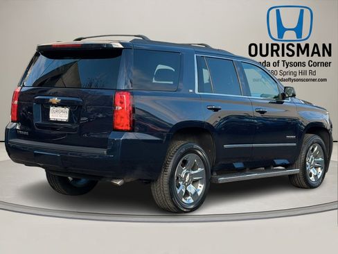 Used 2019 Chevrolet Tahoe LT w/ LT Signature Package image 3