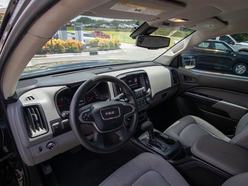 Used 2015 GMC Canyon 2WD Crew Cab w/ Convenience Package image 5