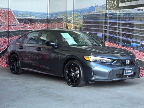 Used 2025 Honda Civic Sport image 1