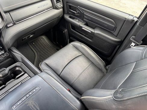 Used 2022 RAM 3500 Limited AWD/4WD image 15