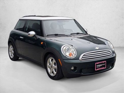 Used 2009 MINI Cooper Hardtop image 3