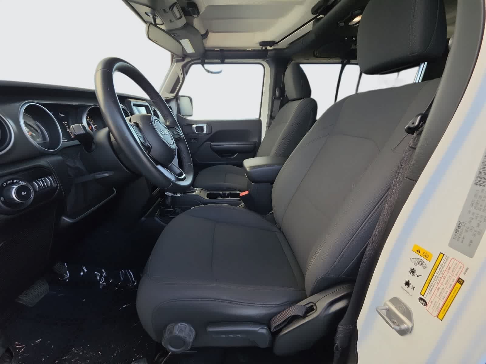 Used 2018 Jeep Wrangler Unlimited Sport S AWD/4WD image 27