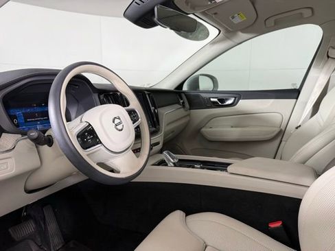 Used 2022 Volvo XC60 B6 Inscription w/ Advanced Package image 15