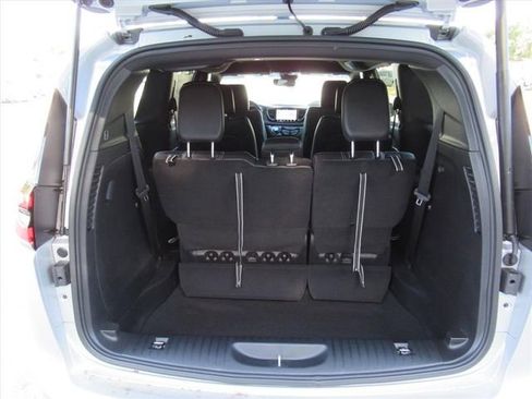 New 2026 Chrysler Pacifica Select FWD image 17