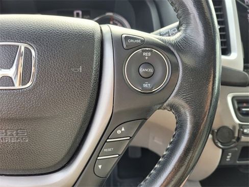 Used 2017 Honda Pilot EX-L image 32