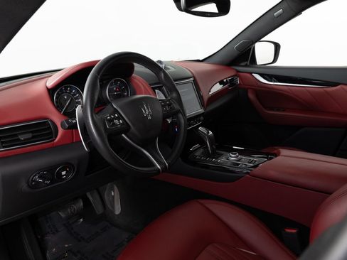 Used 2021 Maserati Levante S AWD/4WD image 12