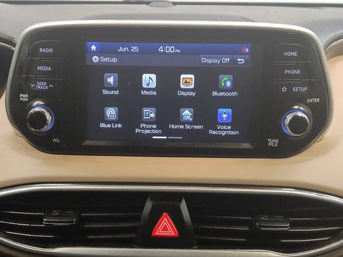 Used 2020 Hyundai Santa Fe SEL FWD image 25