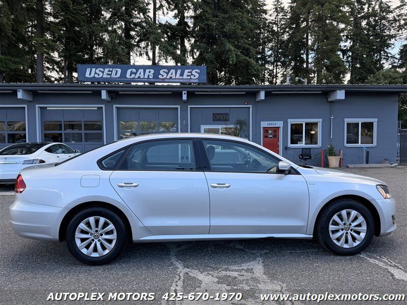 Used 2015 Volkswagen Passat 1.8T S FWD image 9