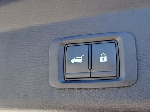 Used 2024 Mitsubishi Outlander SE AWD/4WD image 11