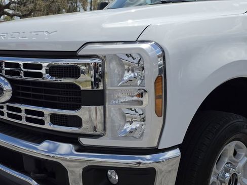 Used 2025 Ford F250 XLT AWD/4WD image 9