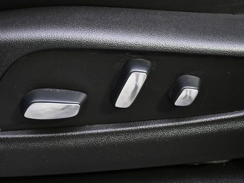 Used 2020 Cadillac XT5 Premium Luxury AWD/4WD image 14