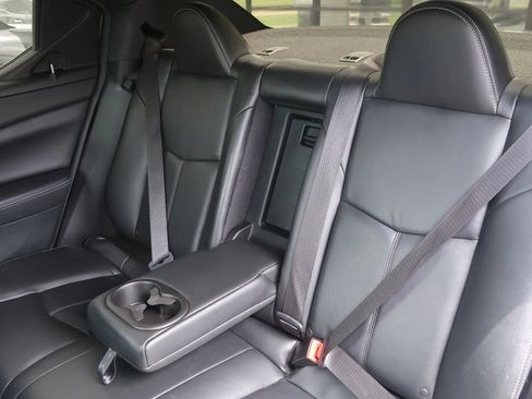 Used 2014 Dodge Avenger SXT FWD image 21