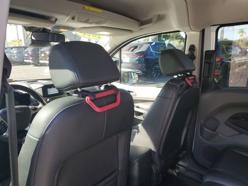 Used 2021 Ford Transit Connect XL image 12