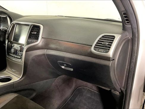 Used 2015 Jeep Grand Cherokee Altitude RWD image 19