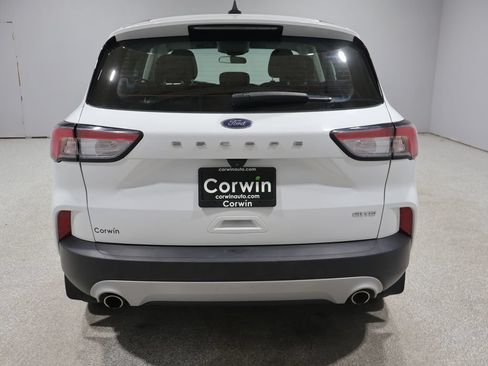 Used 2022 Ford Escape S AWD/4WD image 3