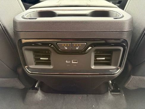 New 2026 GMC Sierra 1500 AT4 w/ AT4 Premium Package AWD/4WD image 17