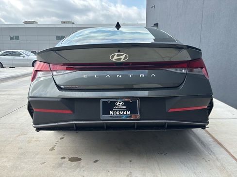 New 2026 Hyundai Elantra Sport image 5