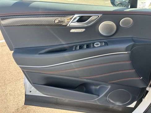 New 2025 Genesis GV80 3.5T e-SC image 8